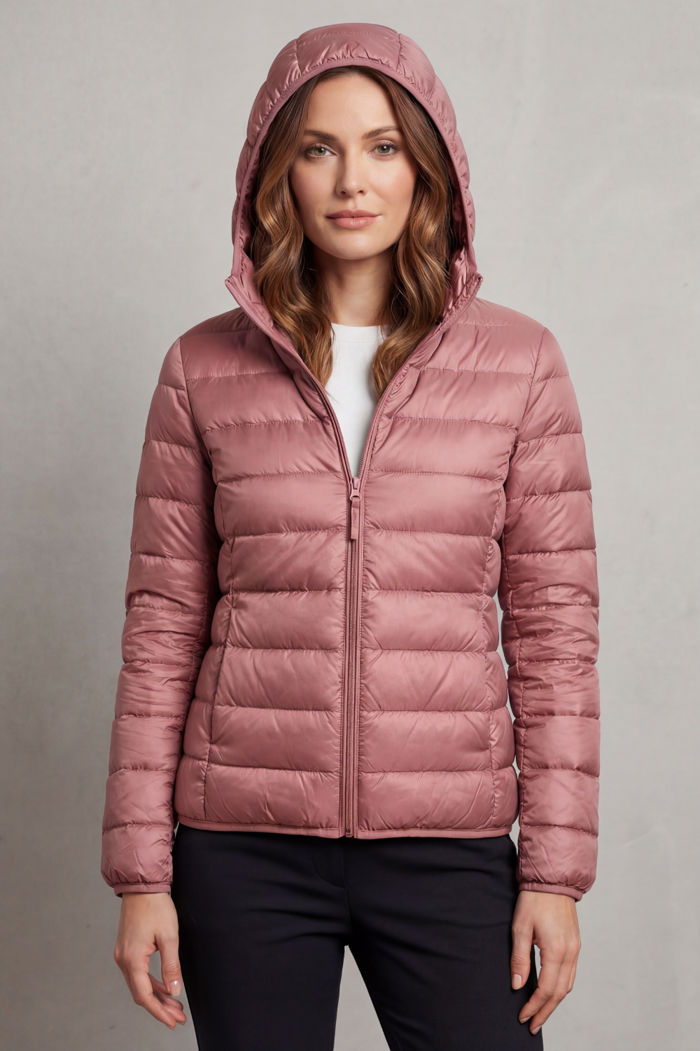 Women's lightweight packable hooded puffer jacket - view 14