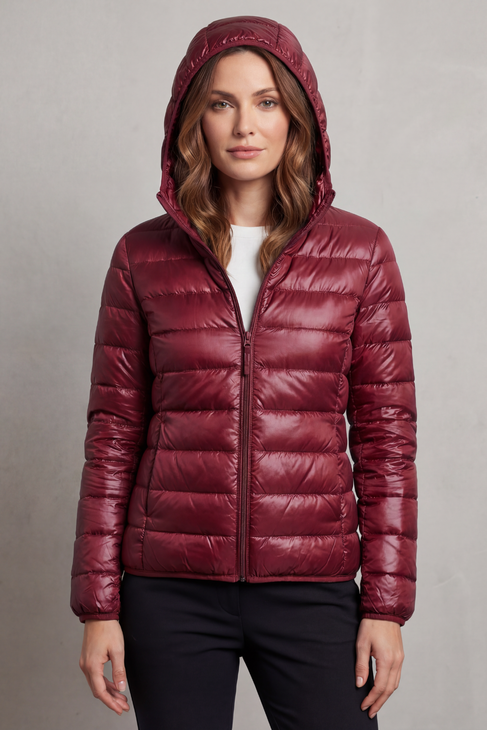 Women's lightweight packable hooded puffer jacket - view 12