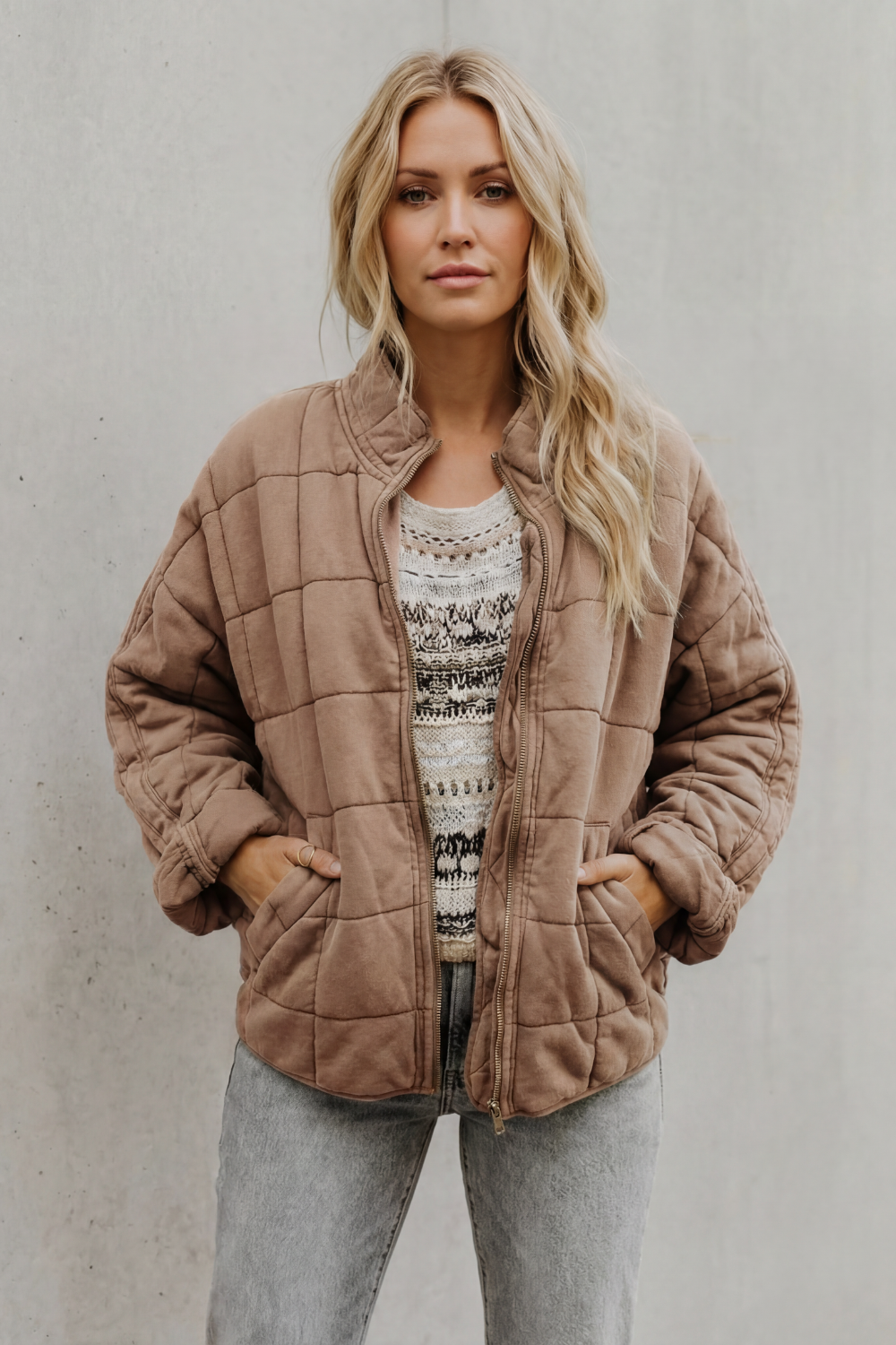 Women's quilted jacket with high collar - view 5