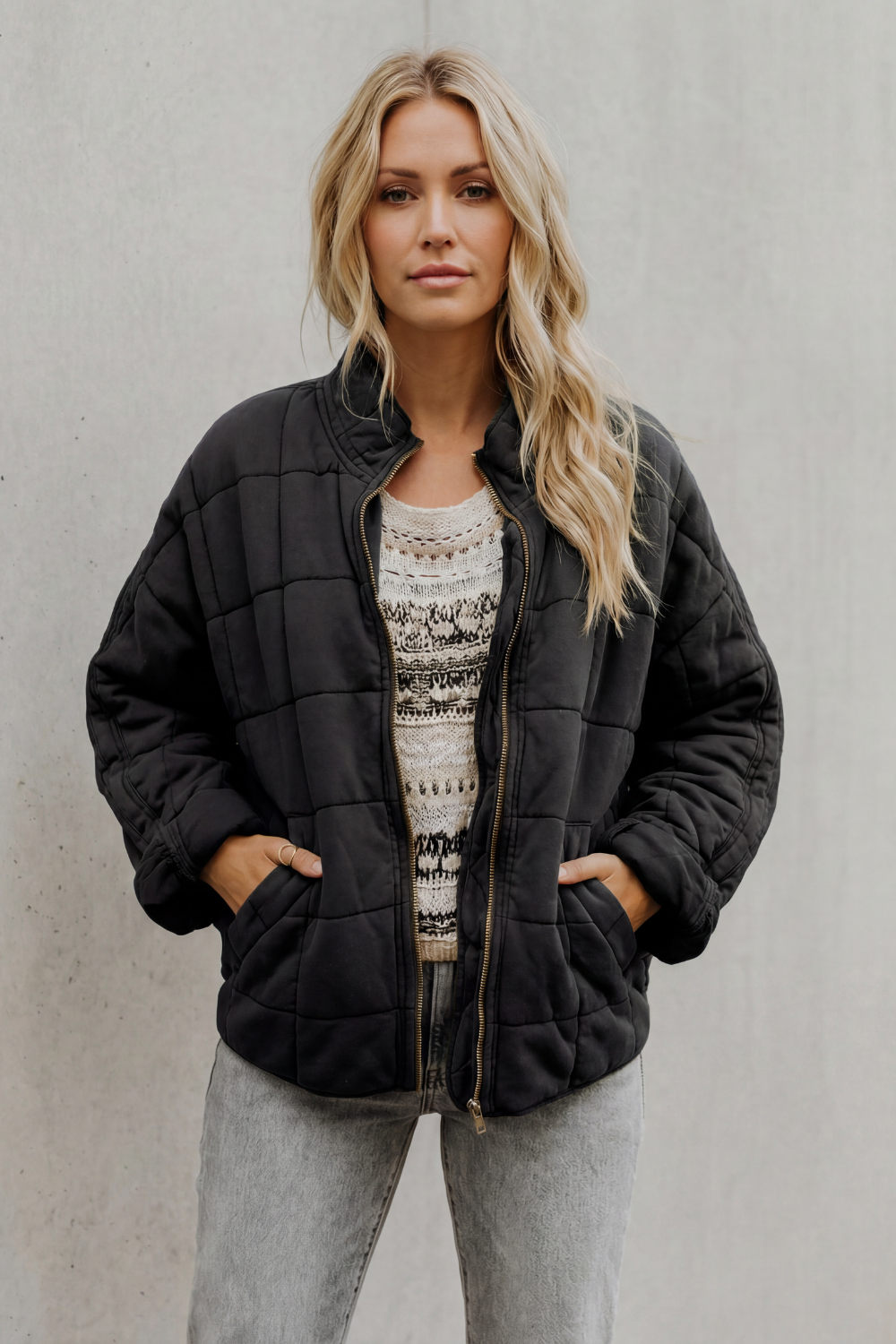 Women's quilted jacket with high collar - view 7