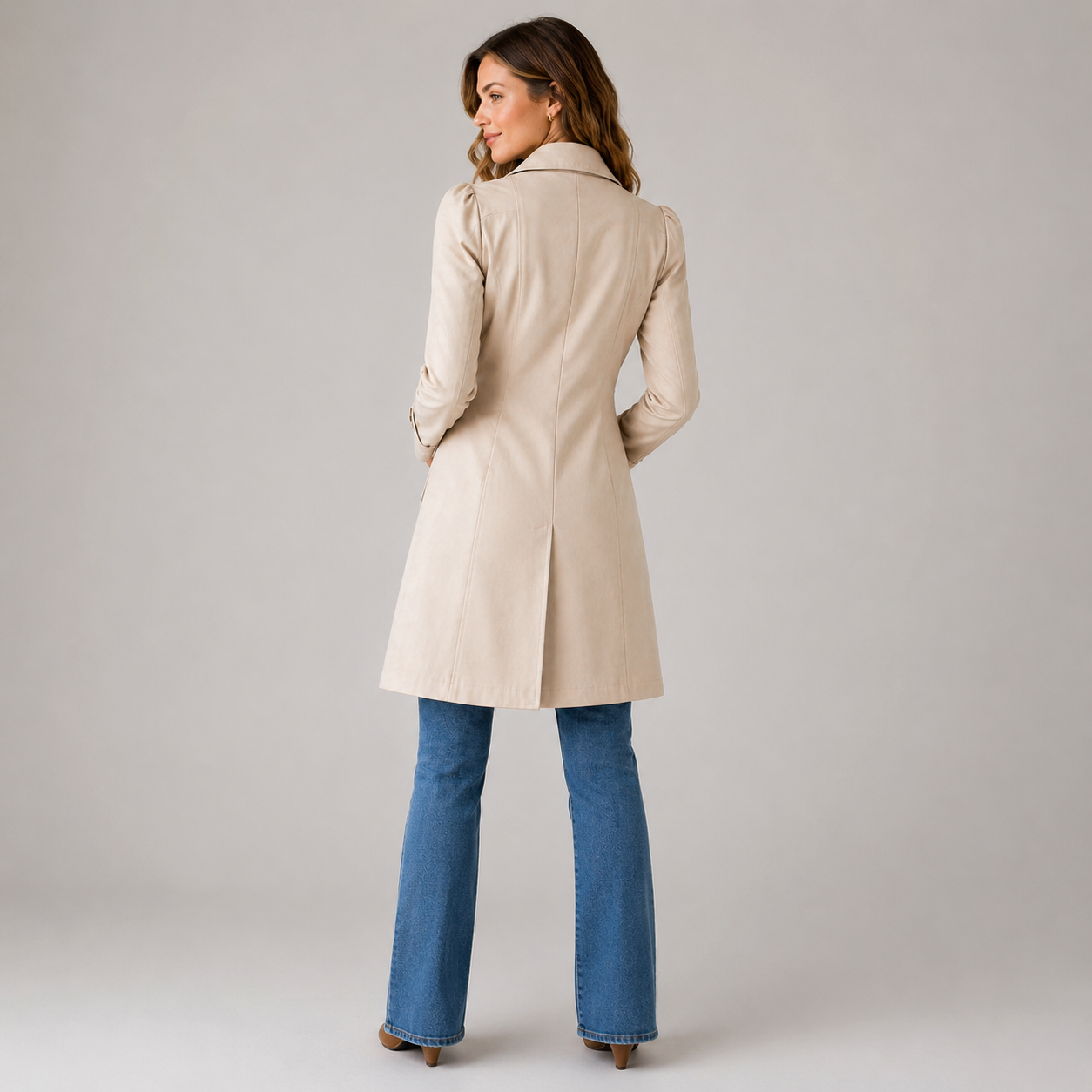 Women's short tailored button-front trench coat - view 2
