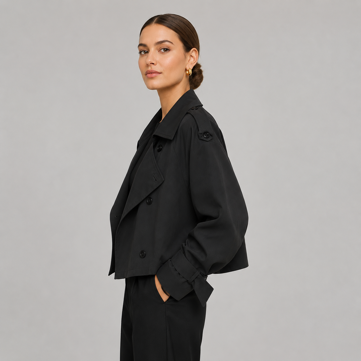 Women's cropped double-breasted trench coat - view 3