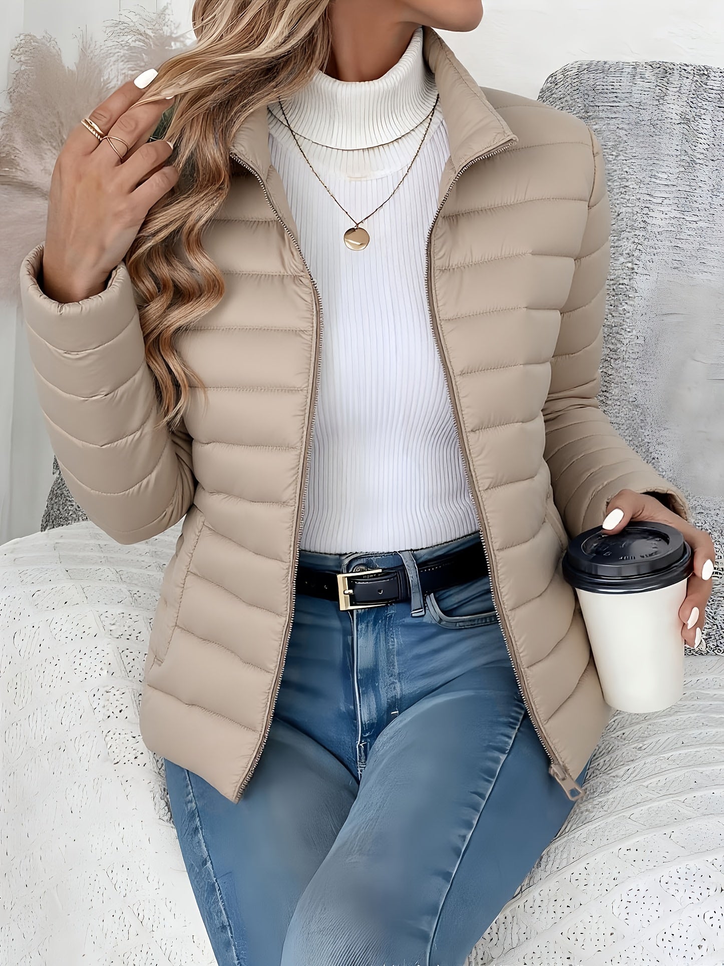 Women's lightweight puffer jacket with stand collar - view 7